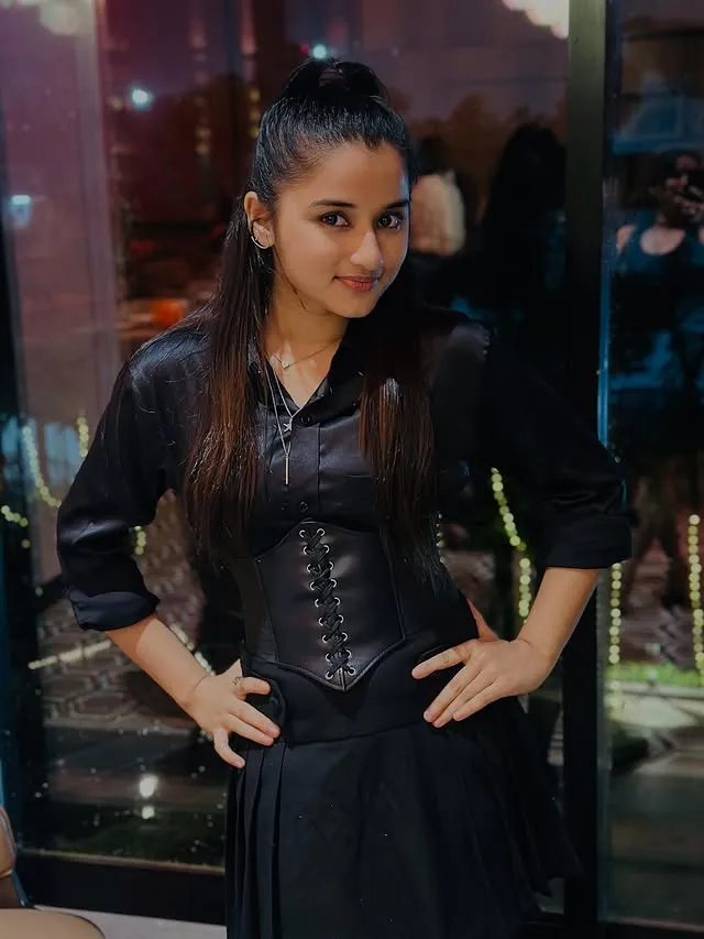 Aurra Bhatnagar Biography