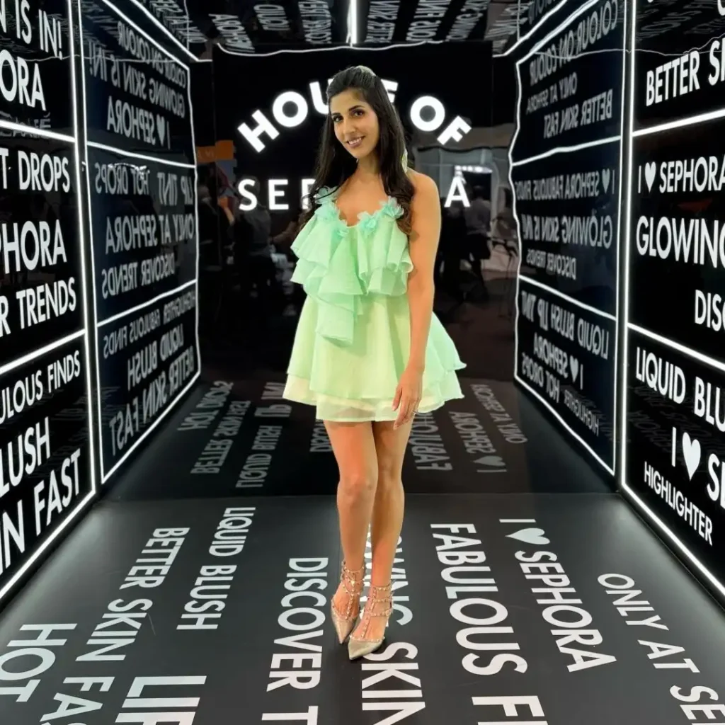 Simone Khambatta Biography